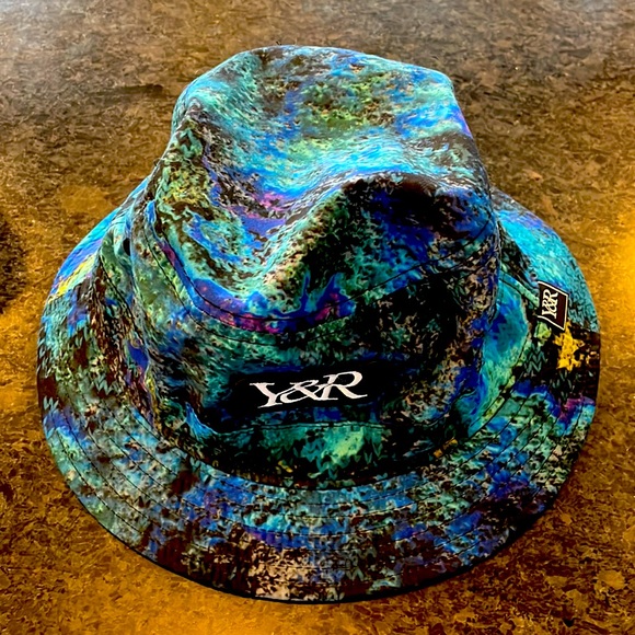 Young & Reckless Other - Y&R bucket hat galaxy colors, cool print